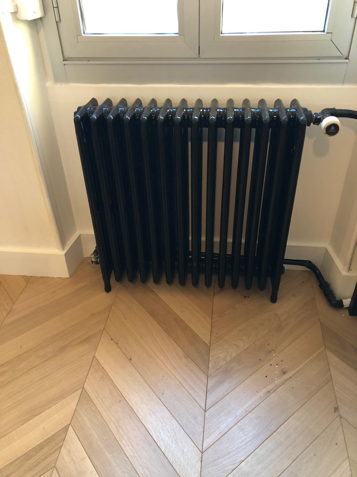 Pose d'un radiateur en fonte à Angers